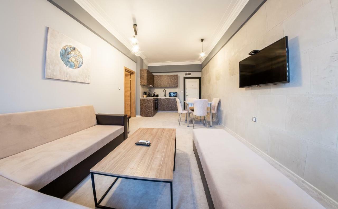 Industrial Life Apartment *